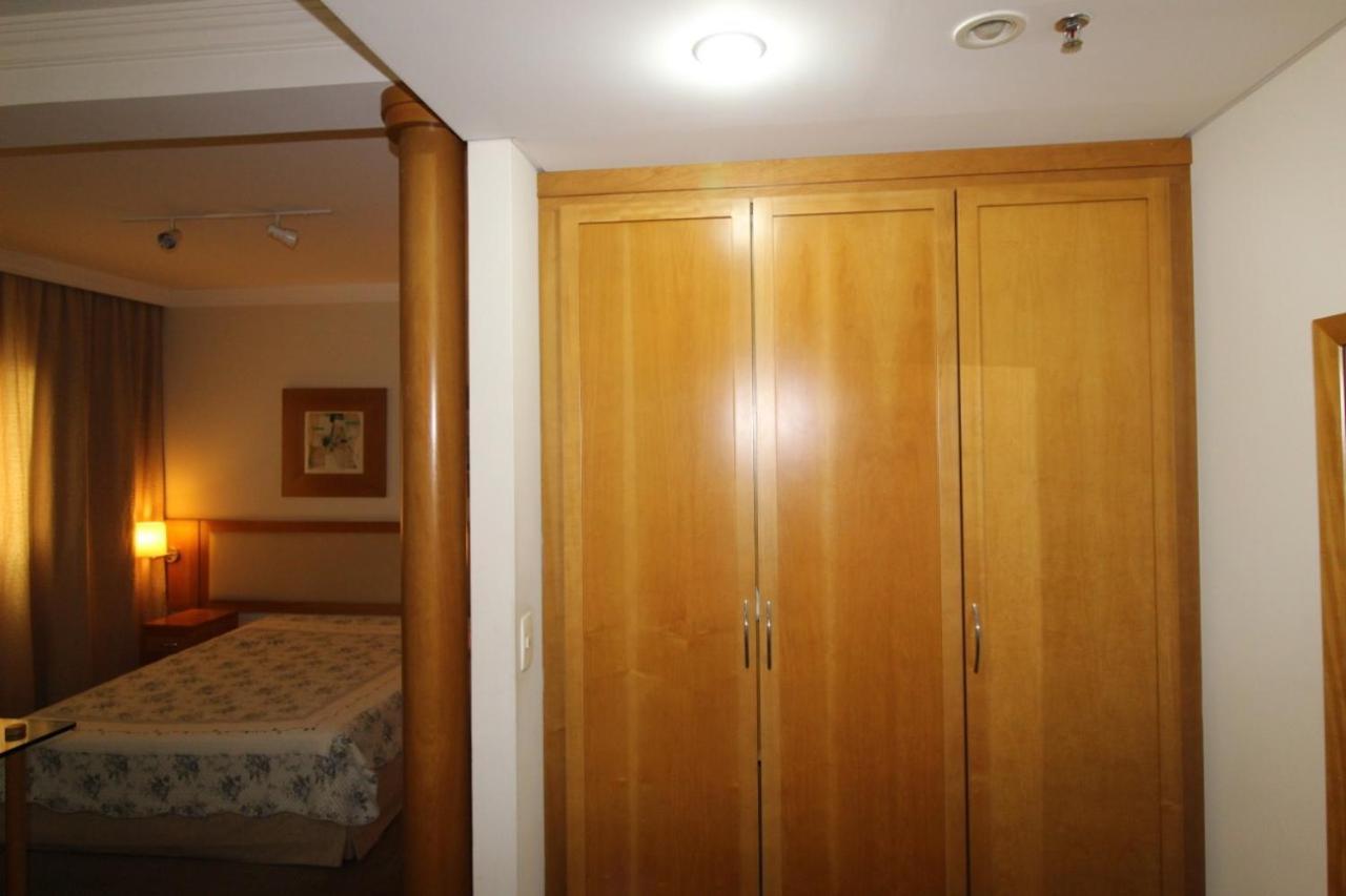 Flat Oscar Freire 1948 Pinheiros 4* Sao Paulo